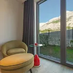 Bernard With Shared Pool Apartman